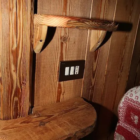 アパート La Belette ラ・トゥイール