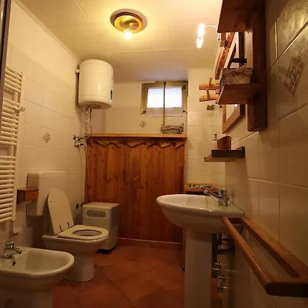 アパート La Belette ラ・トゥイール